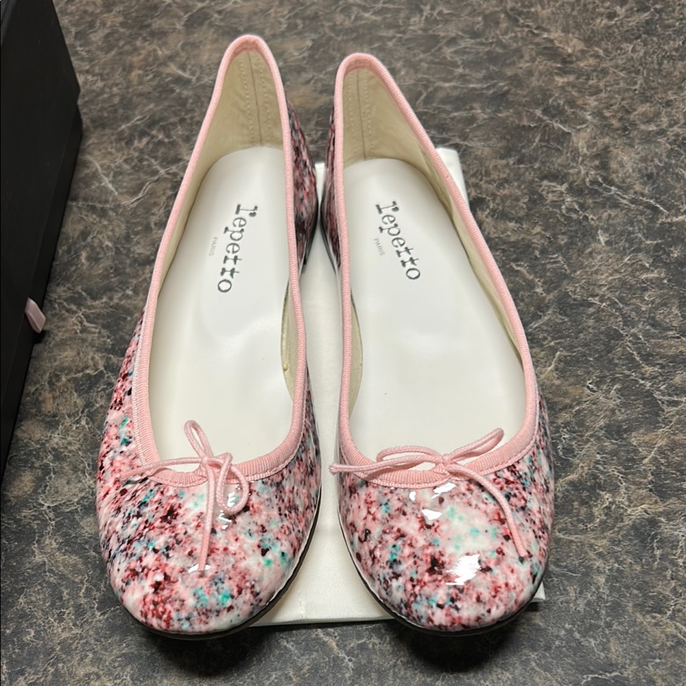 Repetto - Patent leather pastel ballet flats with grosgrain trim, size 40